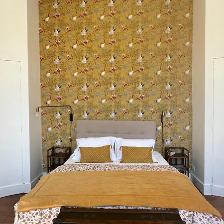 Chateau Guirotte לינה וארוחת בוקר Moncaut