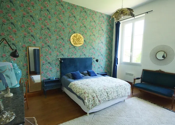 Chateau Guirotte 3* Moncaut