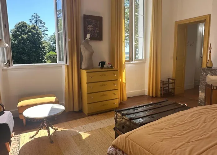 Bed & Breakfast Chateau Guirotte